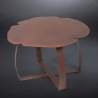 Moderna mesa de metal flor cortada con láser de forma Andy viadurini