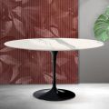 Mesa de centro Tulipán de Saarinen, 41 cm de altura, en cerámica mate Florim Statuario - Escarlata