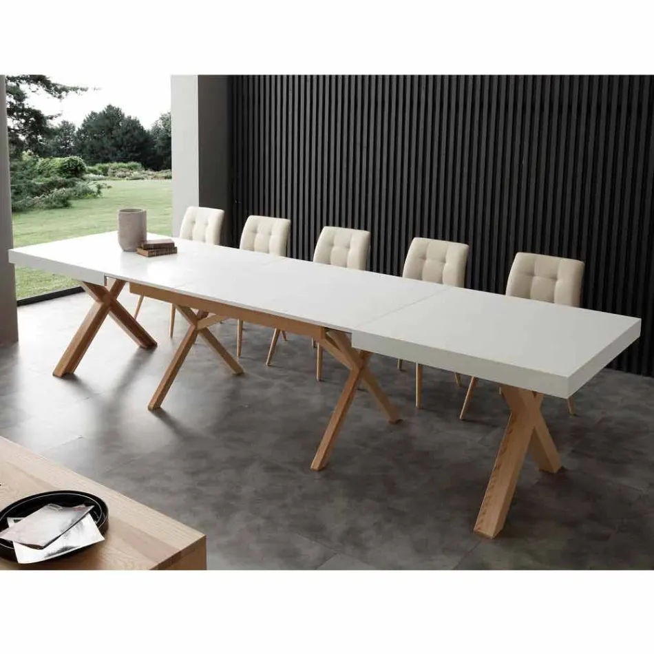 mesa extensible blanco con estructura maciza natural Rico viadurini
