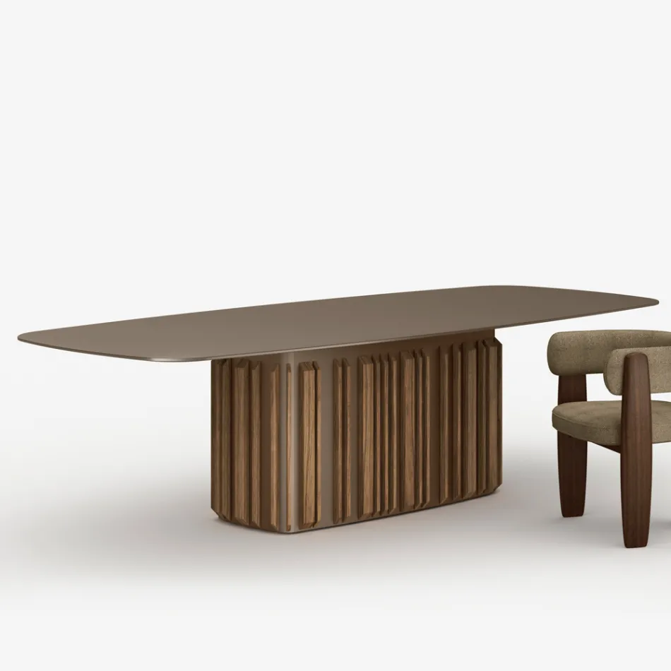 Mesa de cristal de 300 cm con base metálica, fabricada en Italia. Diseño: Lunaria. viadurini