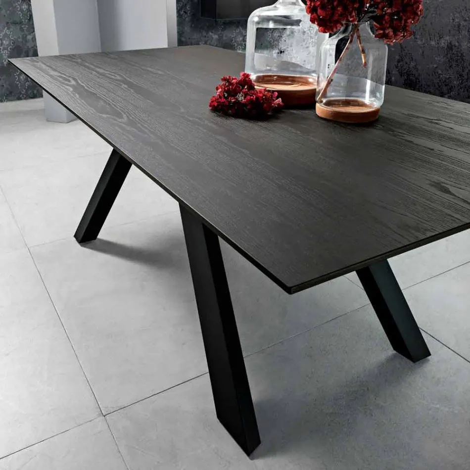 Mesa de cocina en MDF y metal fabricada en Italia, Wilmer. viadurini