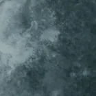 Mesa de exterior con base de madera y tapa de cerámica azul océano - Infinity viadurini