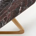 Mesa de exterior con base de madera y tapa de cerámica roja Domus - Infinity viadurini