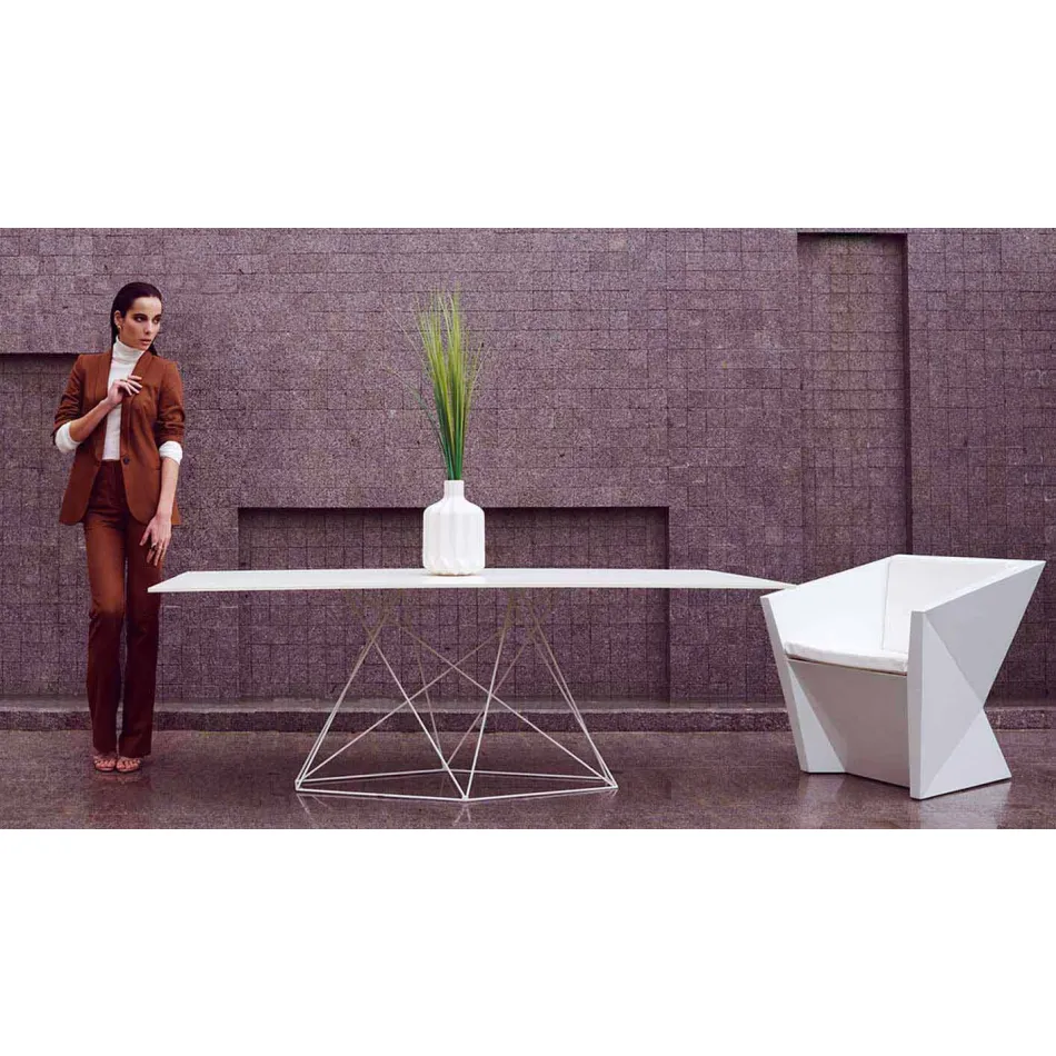 Mesa de jardín moderna en polipropileno y acero inoxidable Faz Vondom viadurini