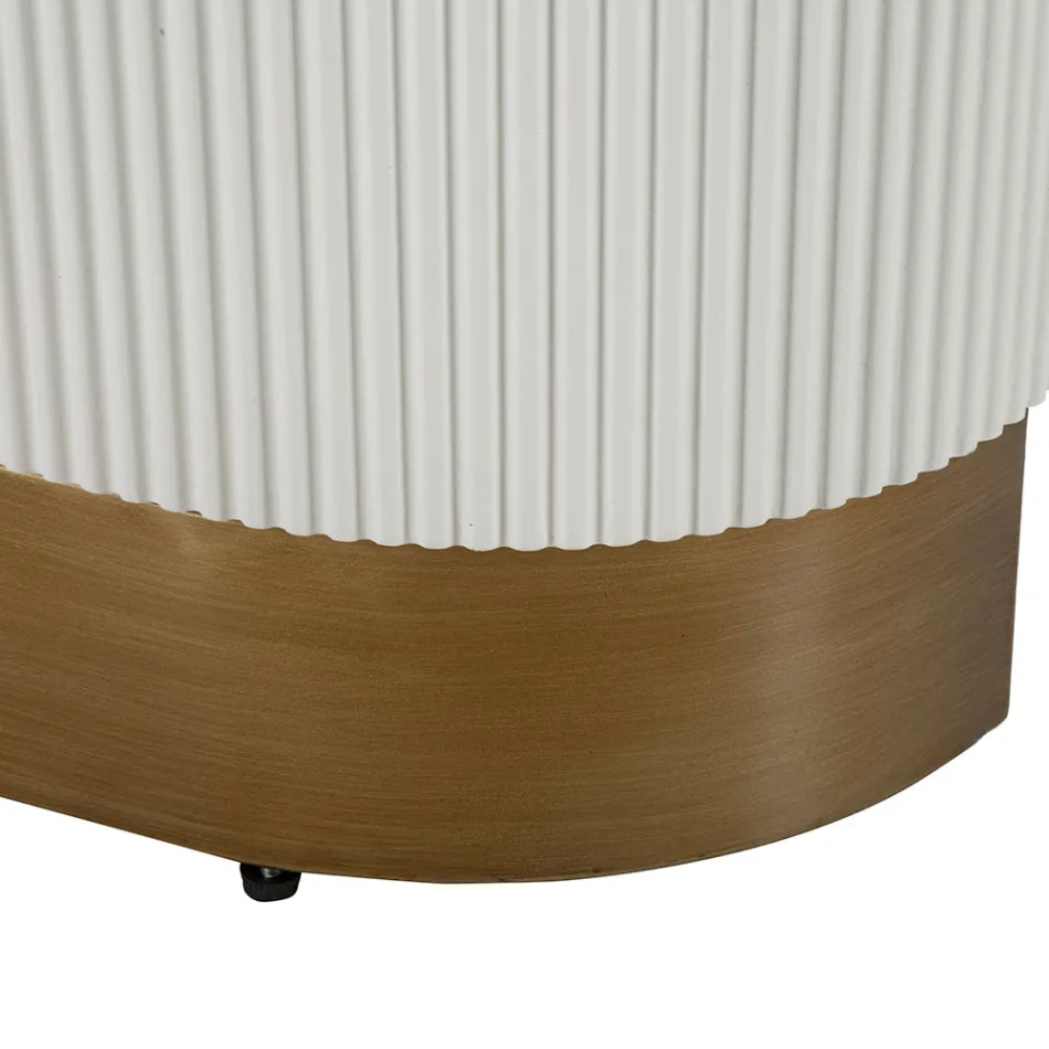 Mesa de comedor rectangular de madera decorada con líneas en relieve - Rachel viadurini