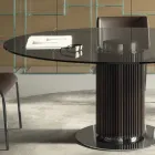 Mesa de comedor redonda de vidrio ahumado con base de madera Made in Italy - Rondo viadurini