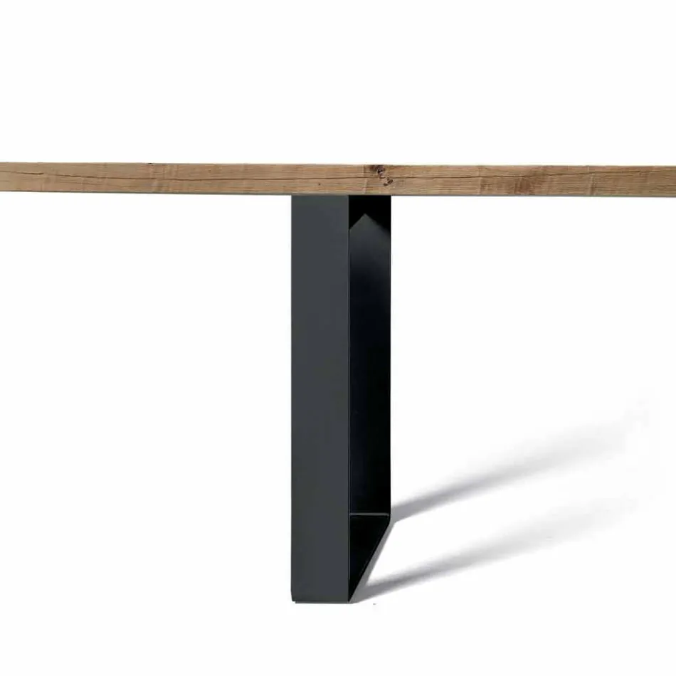 Mesa de madera maciza de aliso natural de diseño moderno, Antonio viadurini