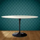Mesa Tulipán de Eero Saarinen, 74 cm de altura, ovalada, en cerámica Marmorio, fabricada en Italia - Escarlata viadurini