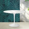 Mesa Tulipán de Saarinen, 74 cm de altura, en cerámica Florim blanca brillante - Escarlata