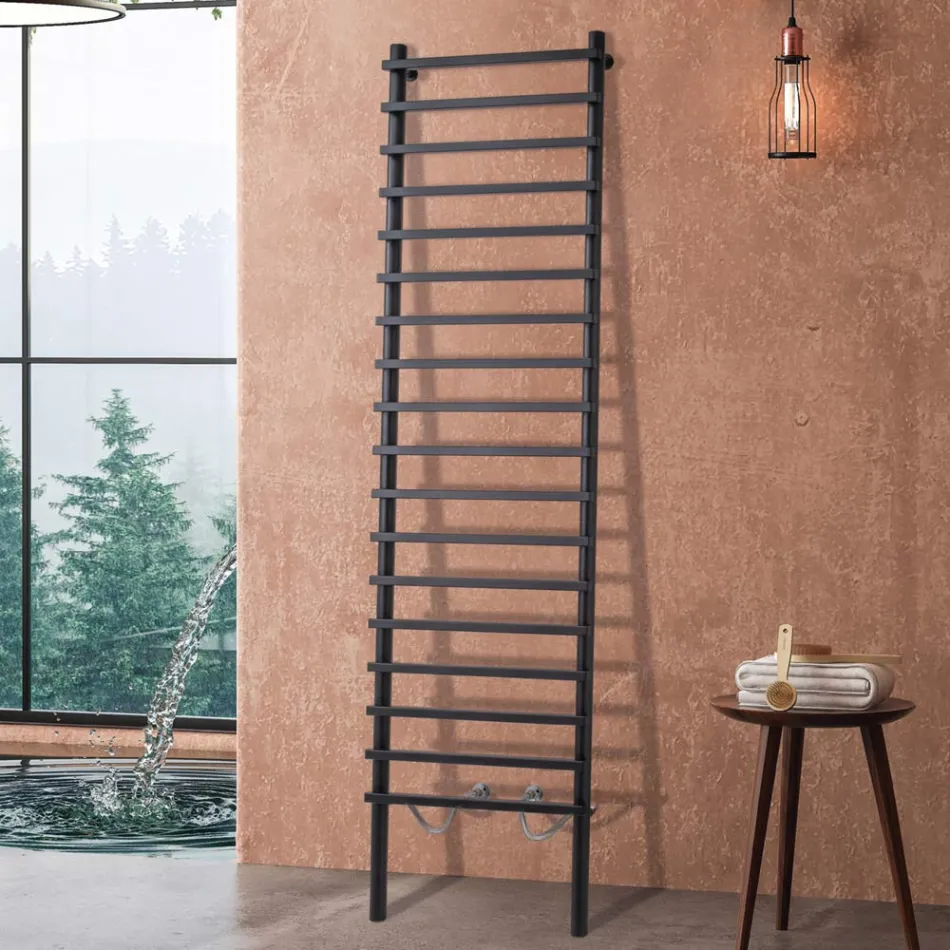 Radiador hidráulico de acero al carbono negro fabricado en Italia - Raggio viadurini