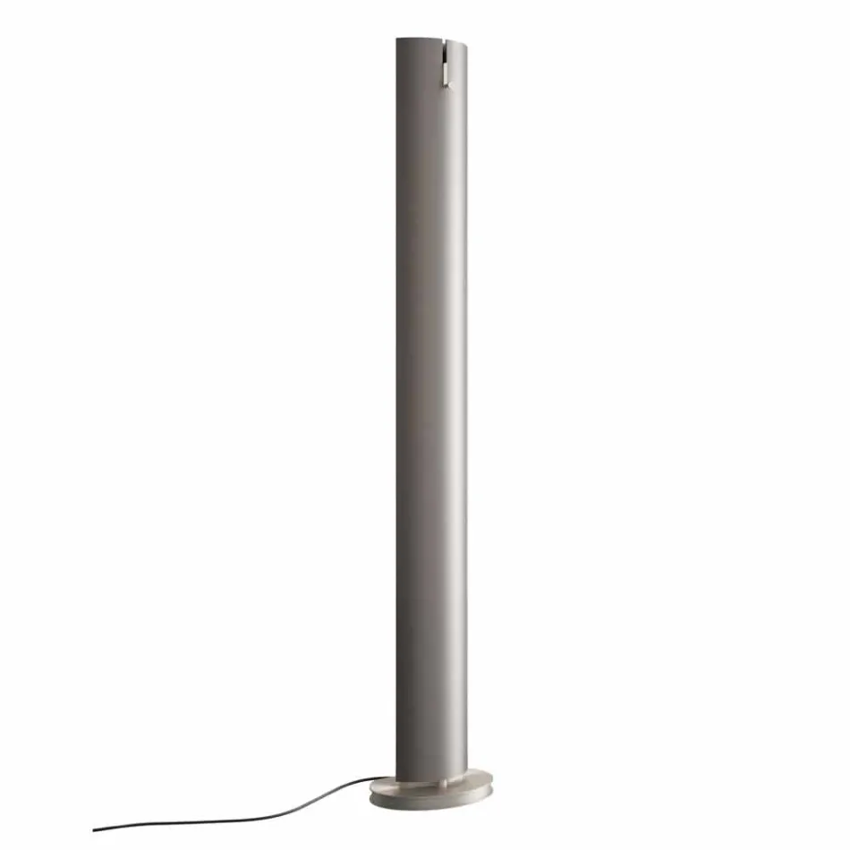 Radiador eléctrico de suelo con diseño de LED simple o doble a 500 W - Stilus viadurini