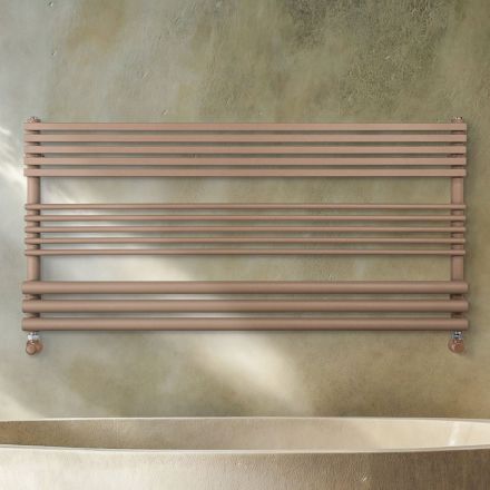 Radiador hidráulico con diferentes elementos fabricado en Italia - Ardore viadurini