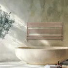 Radiador hidráulico con diferentes elementos fabricado en Italia - Ardore viadurini
