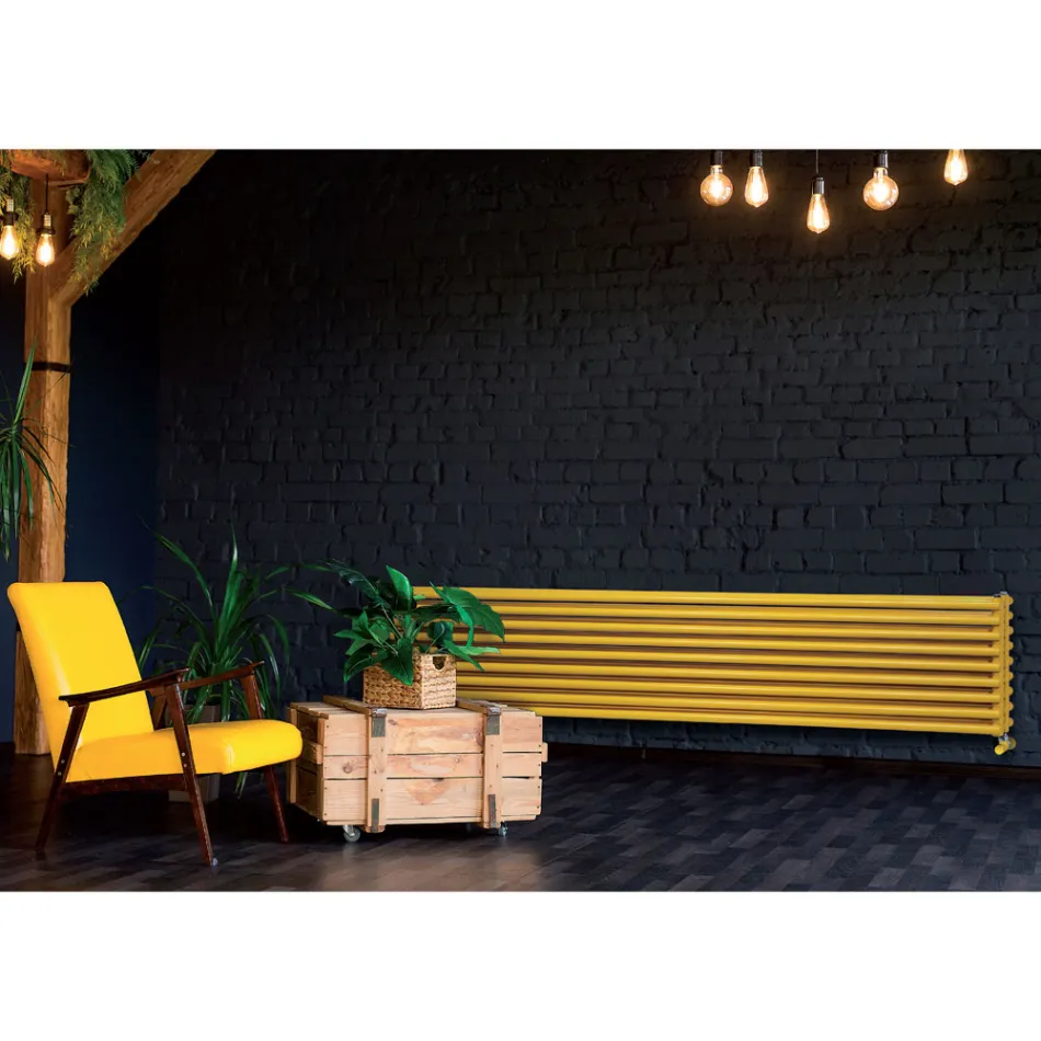 Radiador hidráulico con triple serie de elementos horizontales Made in Italy - Caramella viadurini