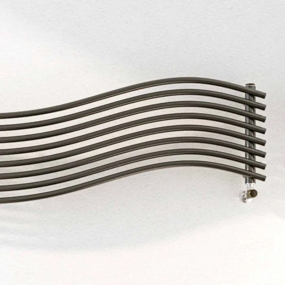 TERMOARREDO hidráulico diseño moderno en Wave de Scirocco H de acero viadurini