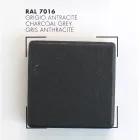 Radiador hidráulico moderno en polvo de mármol italiano - Texturee viadurini