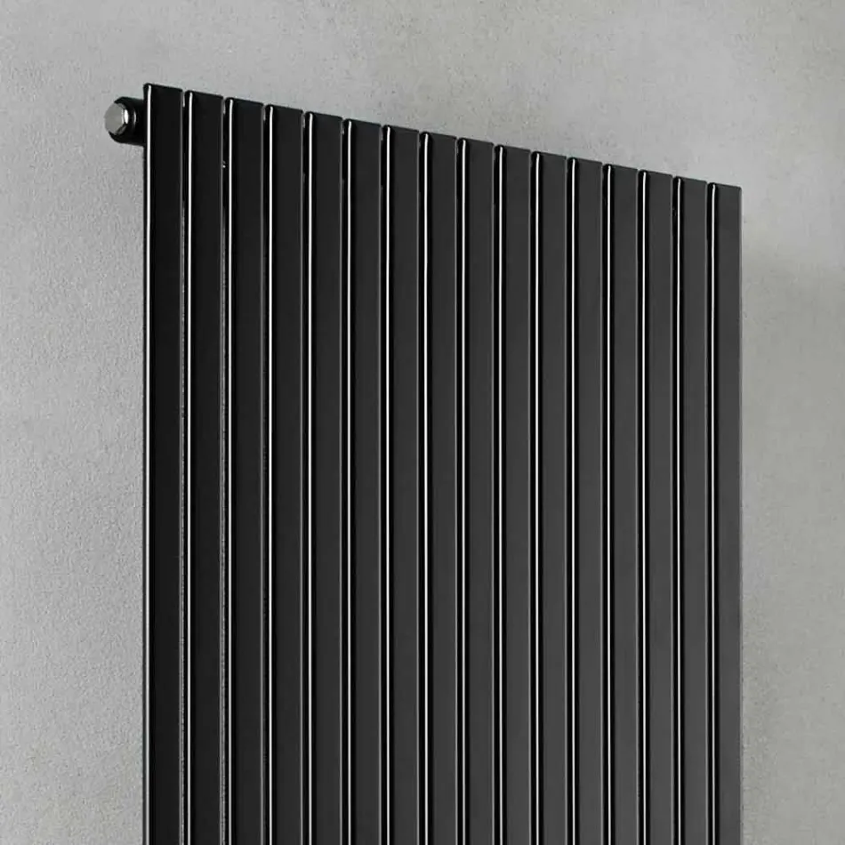 Radiador de pared hidráulico vertical de diseño moderno de hasta 1224 vatios - Regolo viadurini