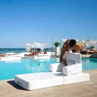 Sillón flotante de diseño blanco Trona hecho en Italia viadurini