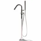 Bañera independiente, hecha en Italia, en superficie sólida - Flow viadurini