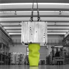 Jarrón para exteriores de polietileno de color mate fabricado en Italia - Orgulloso viadurini