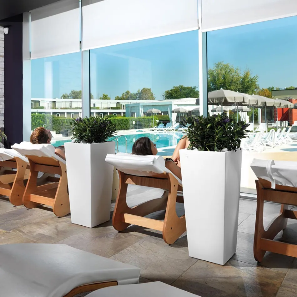 Florero cuadrado para exteriores en polietileno de colores Made in Italy - Marilard viadurini