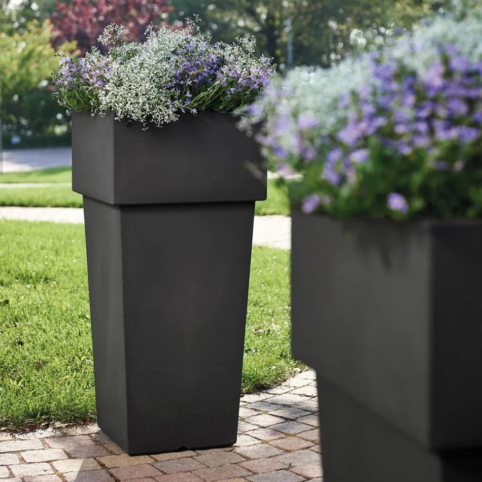 Jardinera Cuadrada en Polietileno Coloreado Made in Italy - Vidal viadurini