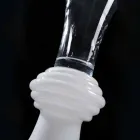 Jarrón de vidrio decorativo para interiores con base blanca Made in Italy - Catia viadurini