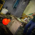 Jarrón de interior redondo en cristal de Murano coloreado Made in Italy - Asper viadurini