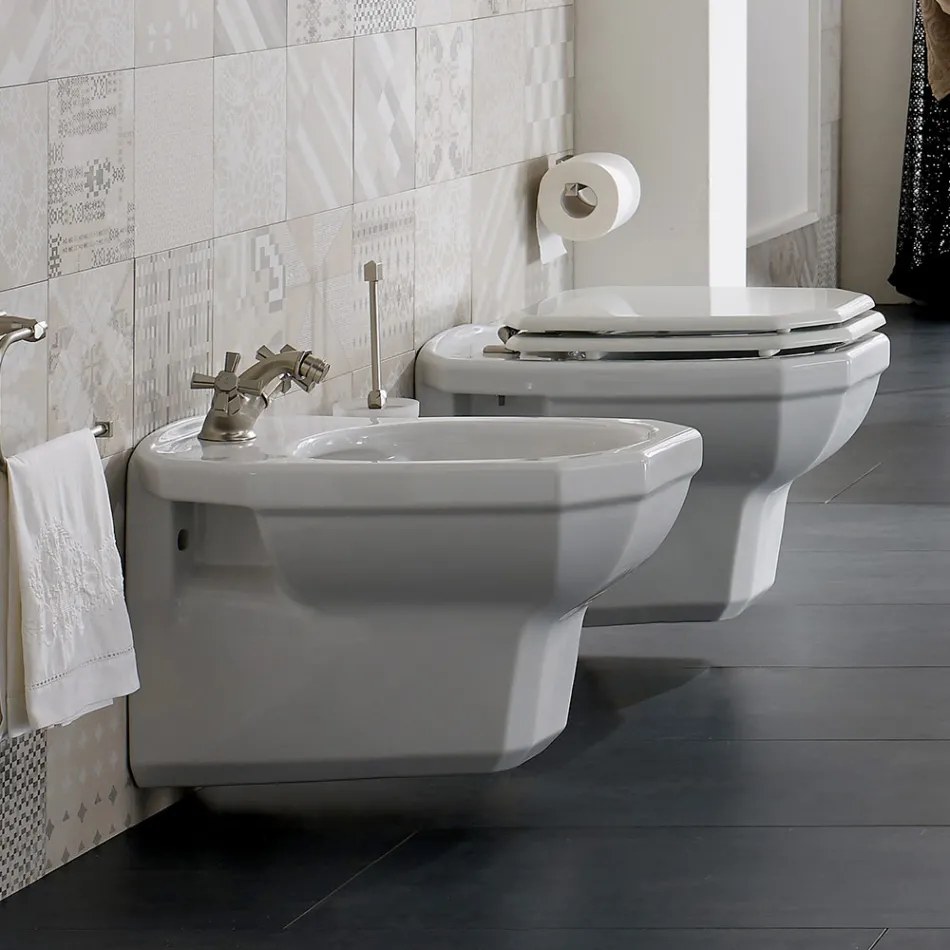 Florero colgante de cerámica blanca en estilo clásico, hecho en Italia - Nausica viadurini