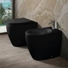 Inodoro Aster de cerámica mate bicolor sin borde con asiento de cierre suave.   viadurini